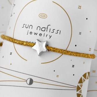 دستبند ستاره نقره بندی سان نفیسی جولری و سایر اکسسوری های دارای این نماد،قابل سفارش در وبسایت strap Star bracelet